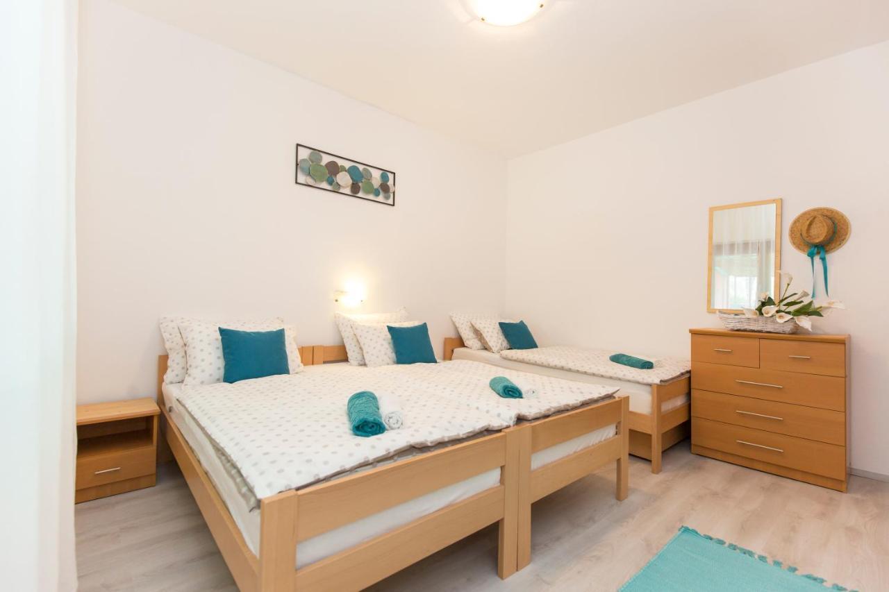 Studio Apartman Branka 라빈 외부 사진